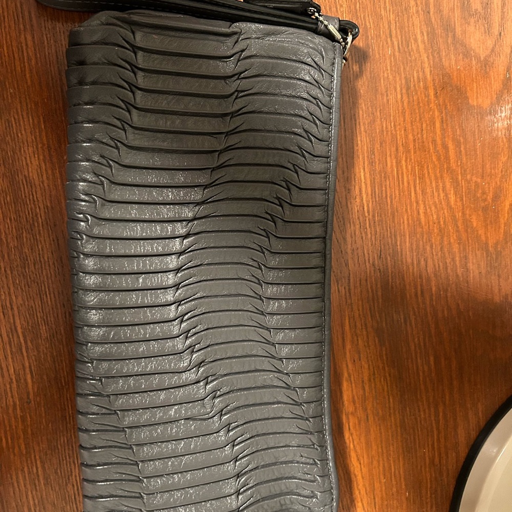 Coach Vintage Metallic Gray wristlet. - Picture 5 of 5